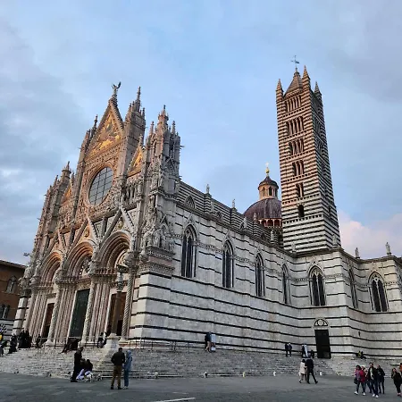 Terisuite 14 Appartamento Siena